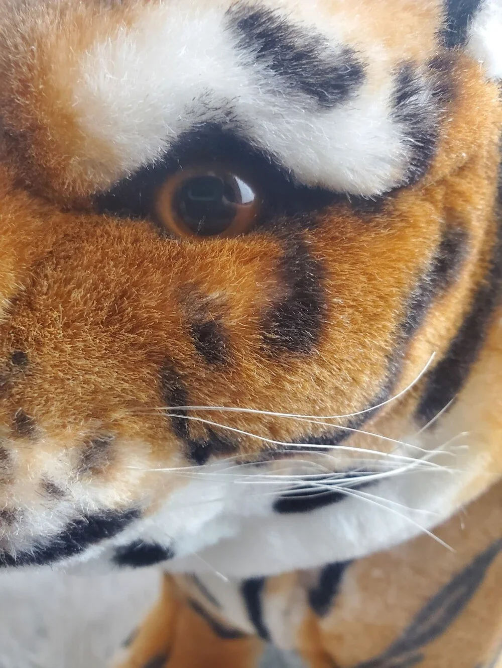 RARE HTF Vintage Realistic Animal Kingdom Sitting Tiger Approx 12” With Tag